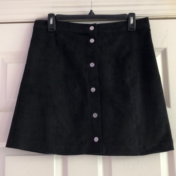 H&M Imitation Suede Skirt - Picture 2 of 4